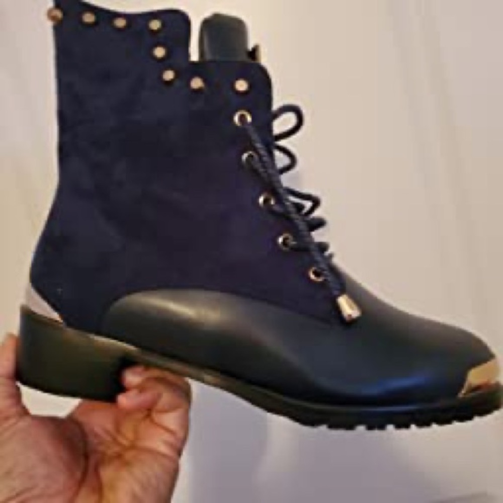 ‘Rose Wand’ Reinet Goldtone Bootie